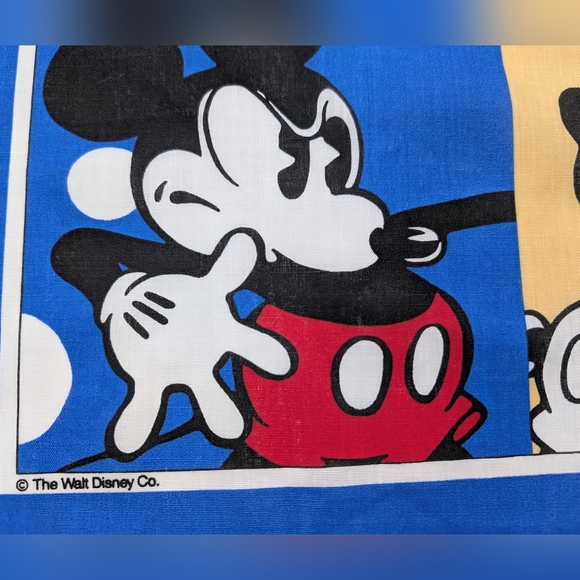 Disney Mickey Mouse Handkerchief Scarf Bandana Red Blue USA By J.A. Woronowicz - Picture 8 of 10